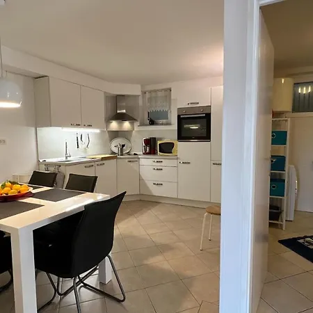 New Listing 2023! Neat And Nice 2br In